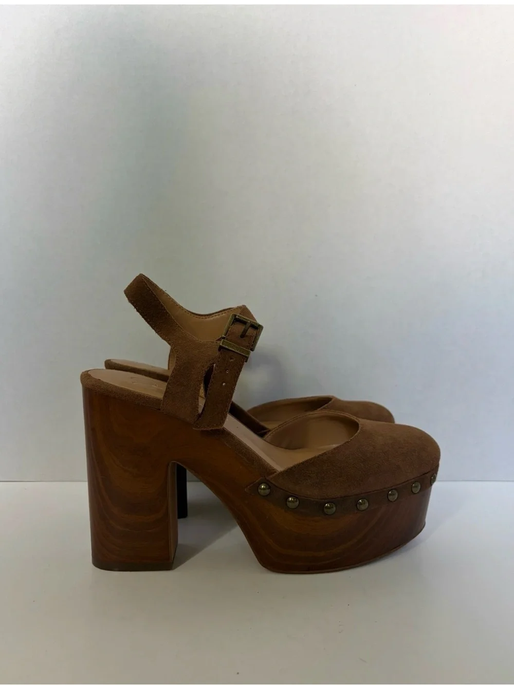 Jessica Simpson Draiye platform suede sandal wood heel studs brown ladies 9